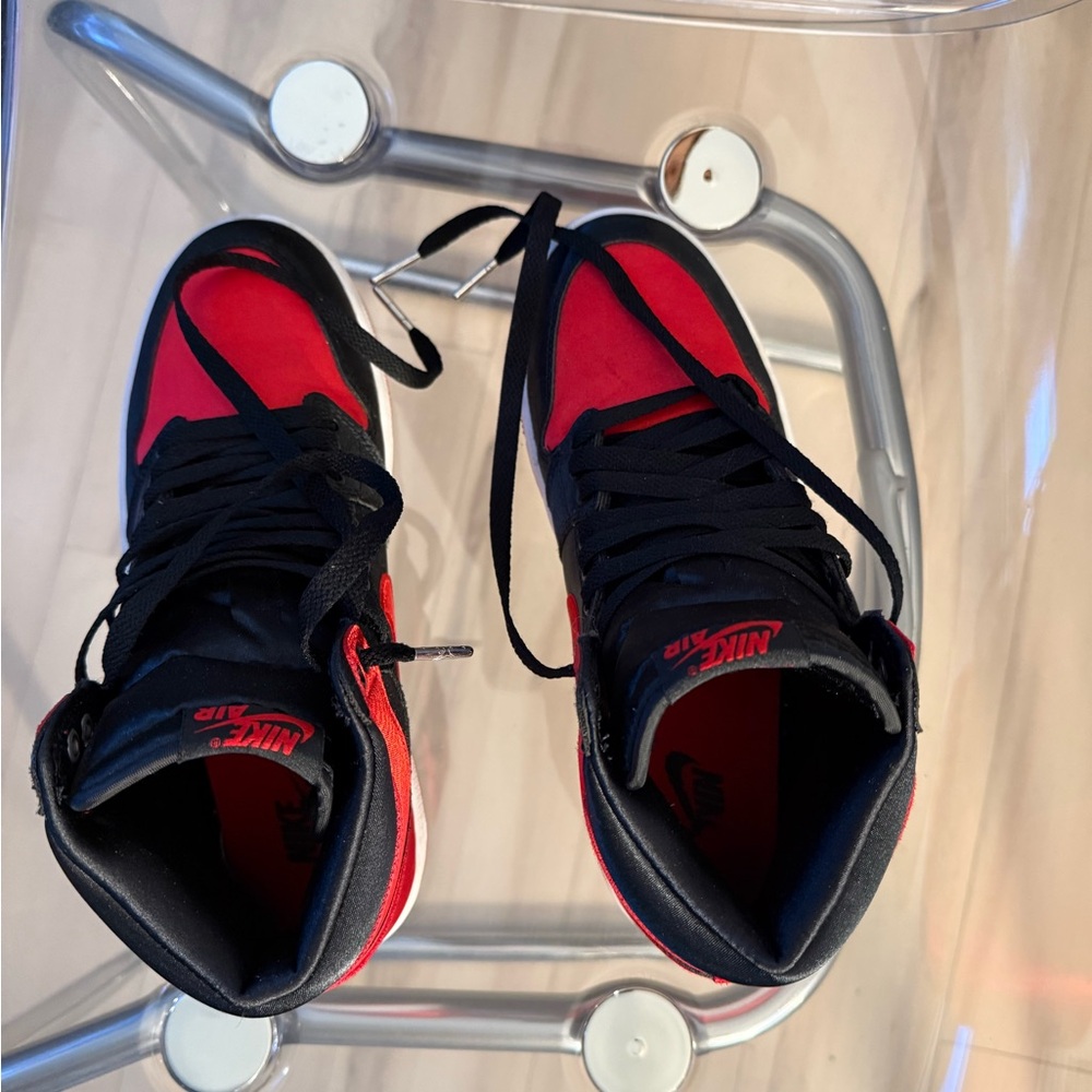 Air Jordan 1 Retro High OG Satin Bred - Women’s 8.5 (red and black) Jordans,Nike - Picture 6 of 8